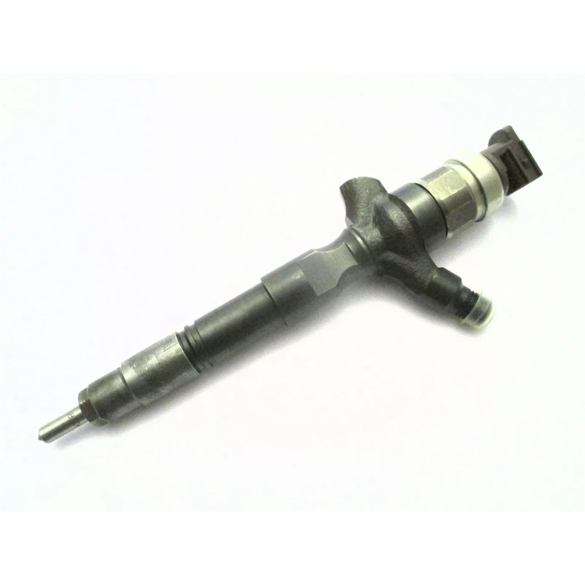 095000-5890095000-5891FuelInjectorforToyotaLandCruiser1KD-FTVEngine_1 095000-5890/095000-5891 Fuel Injector for Toyota Land Cruiser 1KD-FTV Engine