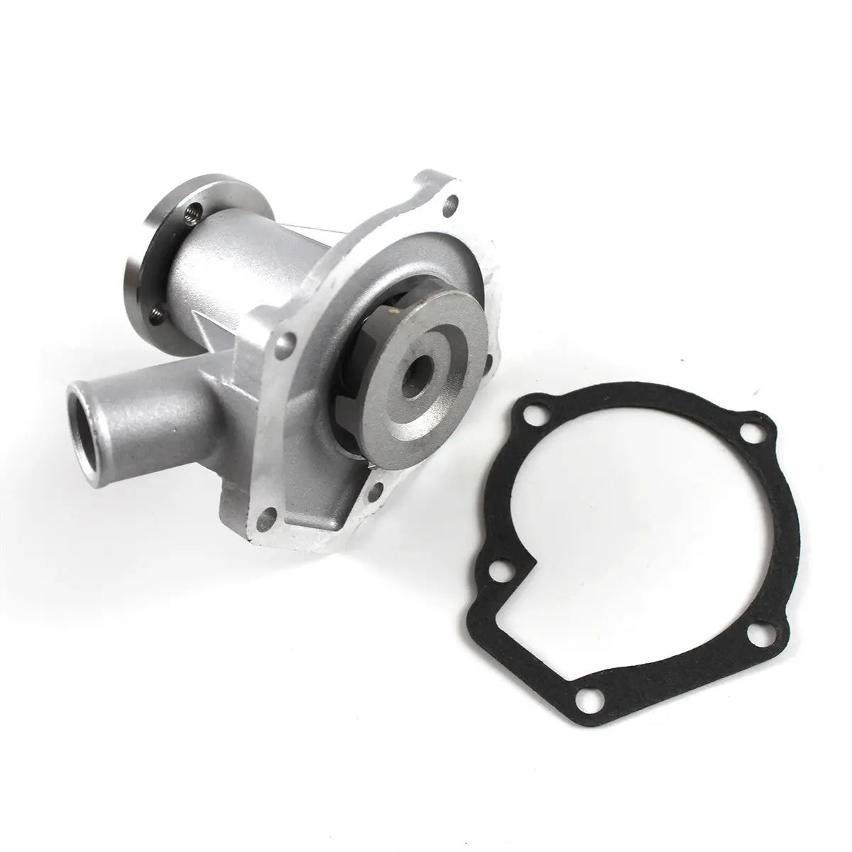15752-73030 15534-73030 Water Pump for Kubota Engine D750 D850 D950