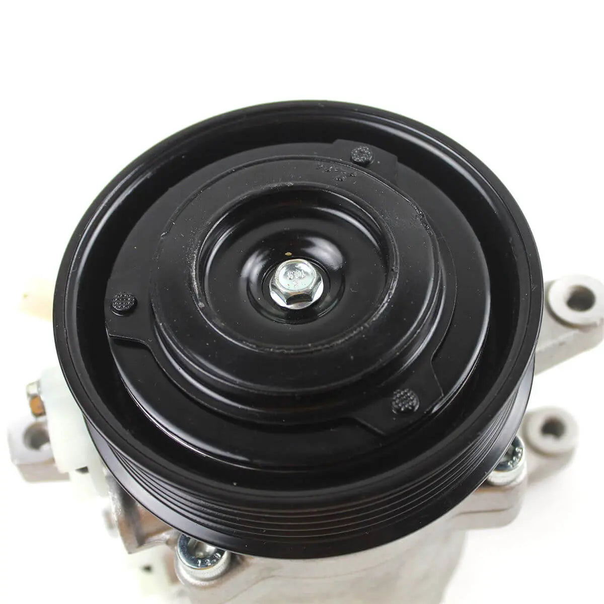 3P999-00620-AC-Compressor-03 3P999-00620 A/C Compressor Air Compressor SVO7E 6 GROOVE AC Compressor Clutch Assy for Kubota M135GX GXDTC M136 SV07E