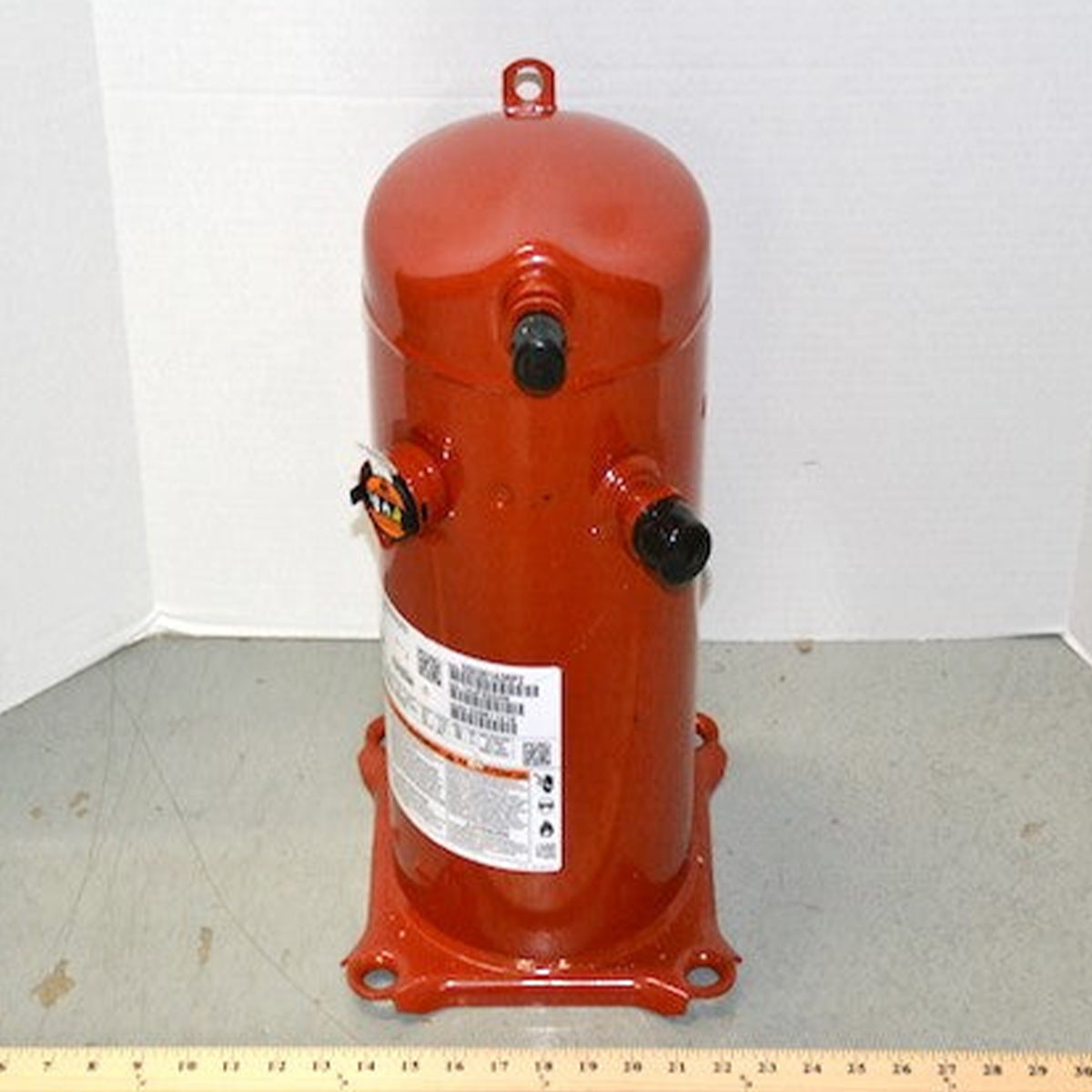 COM08582-Compressor_01_b859a55c-71d1-40d1-95ef-bd934747756e COM08582 Compressor