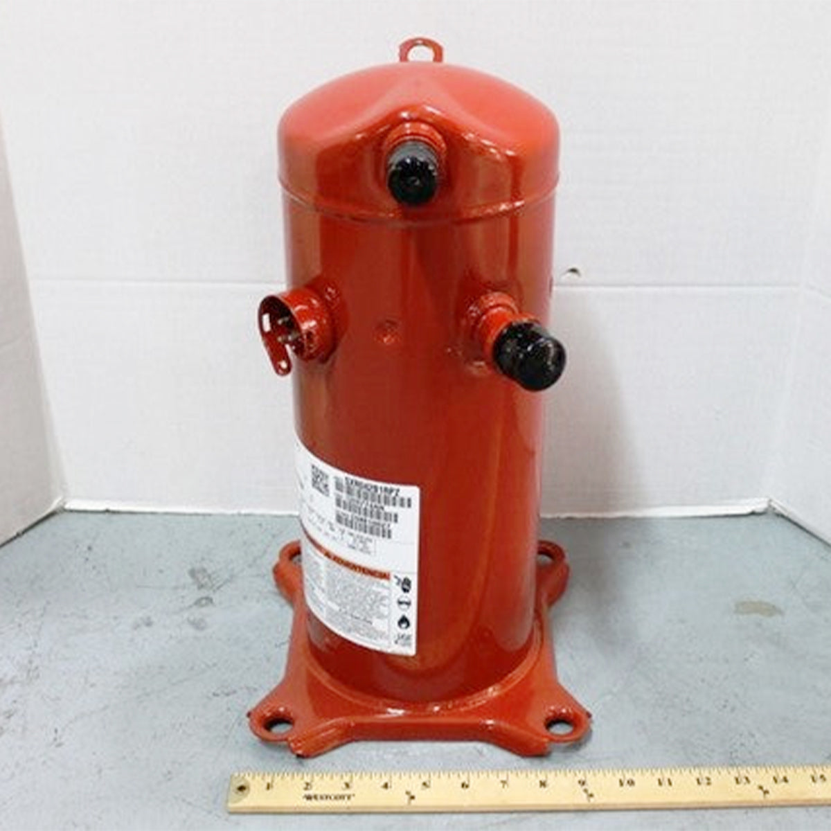 COMO8837-Compressor_01_549cb646-7abe-4571-b359-6e86fa91e6f9 COMO8837 Compressor