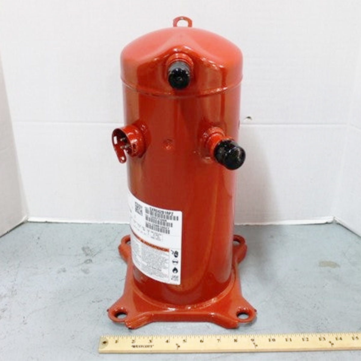 COMO8846-Compressor_01_949a7ef7-eabd-4513-a037-19d482ff6383 COMO8846 Compressor
