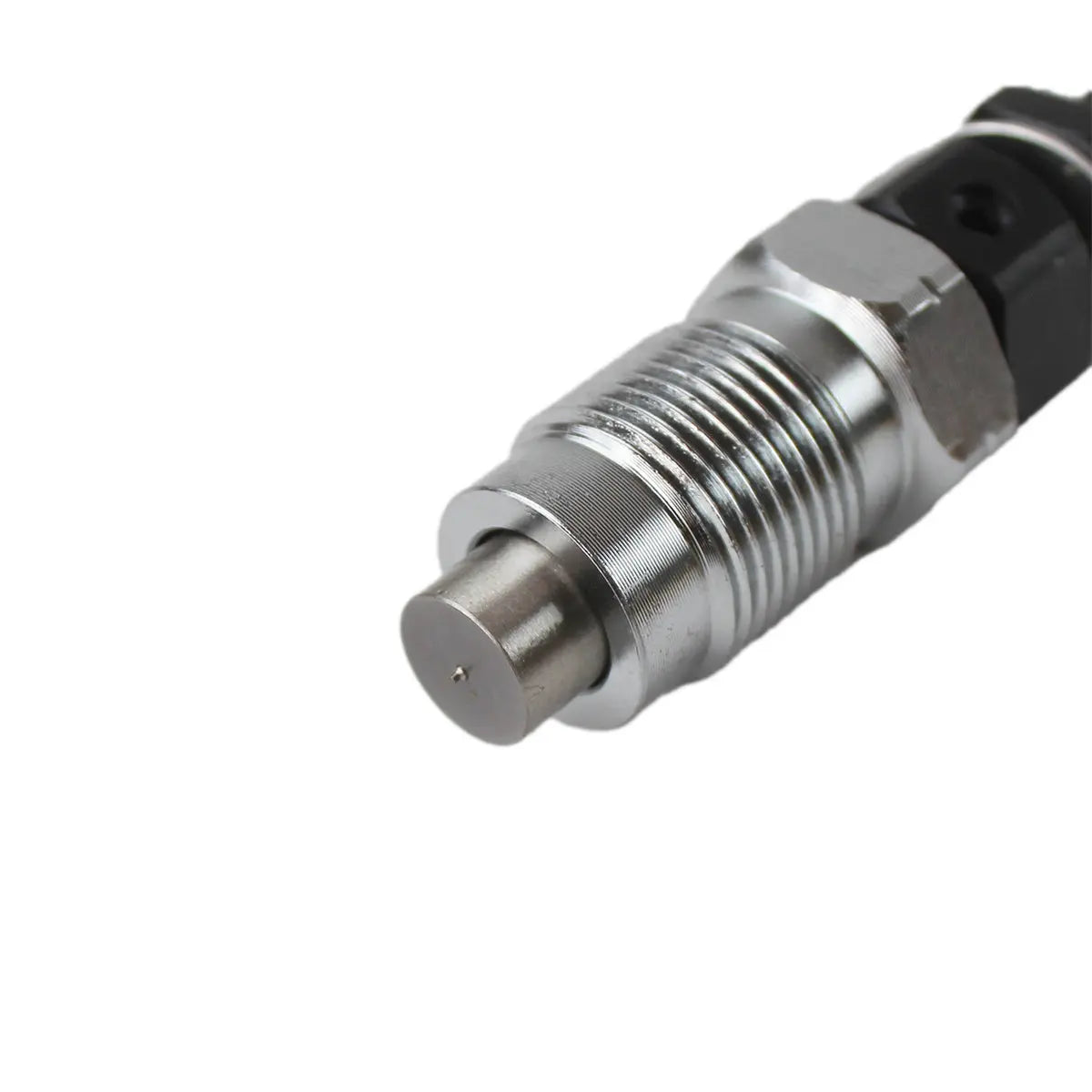 16082-53900 16082-53903 Fuel Injector for Kubota Engine D1403