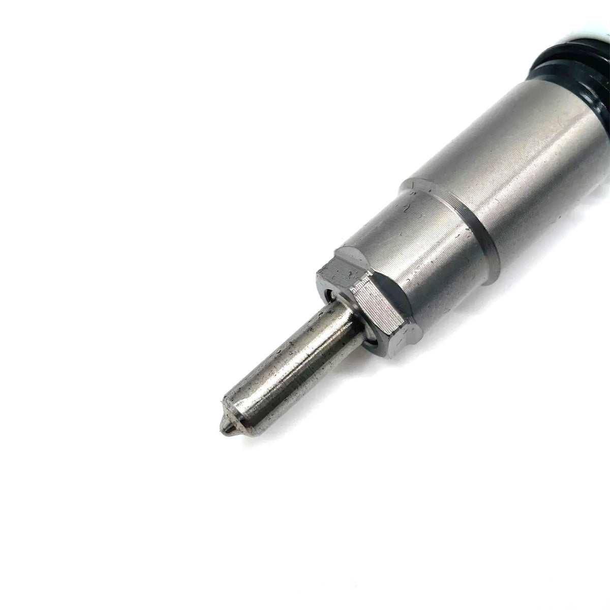 Fuel Injector 295050-0820 23670-39385 for Toyota Excavator Wheel Loader Truck 1KD Engine