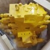 Main-Control-Valve-7234-62-0502-for-Komatsu-Excavator-PC220-7_02 Main Control Valve 7234-62-0502 for Komatsu Excavator PC220-7