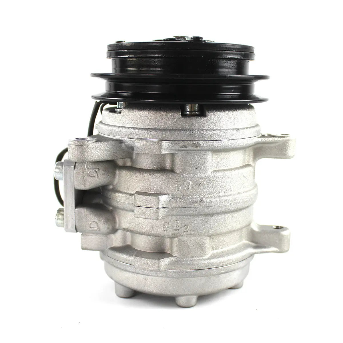 T0070-87290-Air-Conditioning-Compressor-for-Kubota-M9000-CAB-M9000DT-CAB_01 T0070-87290 AC Air Conditioning Compressor for Kubota M9000-CAB M9000DT-CAB