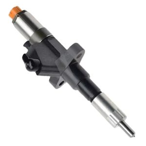 Fuel-Injector-095000-0222-1-15300347-3-for-Isuzu-GIGA-6SD1-Engine_01 Fuel Injector 095000-0222 1-15300347-3 for Isuzu GIGA 6SD1 Engine