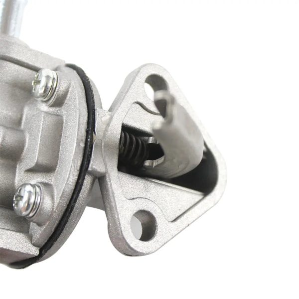 12581-52030 15821-52030 Fuel Pump for Kubota Engine D662 D722 D750 D782